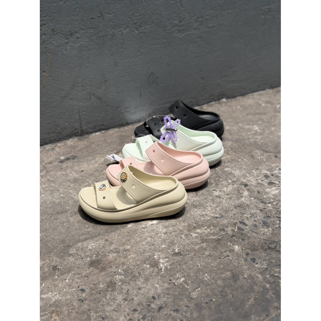 sandal crush