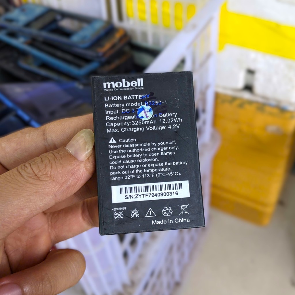 Pin Mobell Rock 4 / B3250-1 zin chính hãng tháo máy,dung lượng cao,hoạt động tốt.