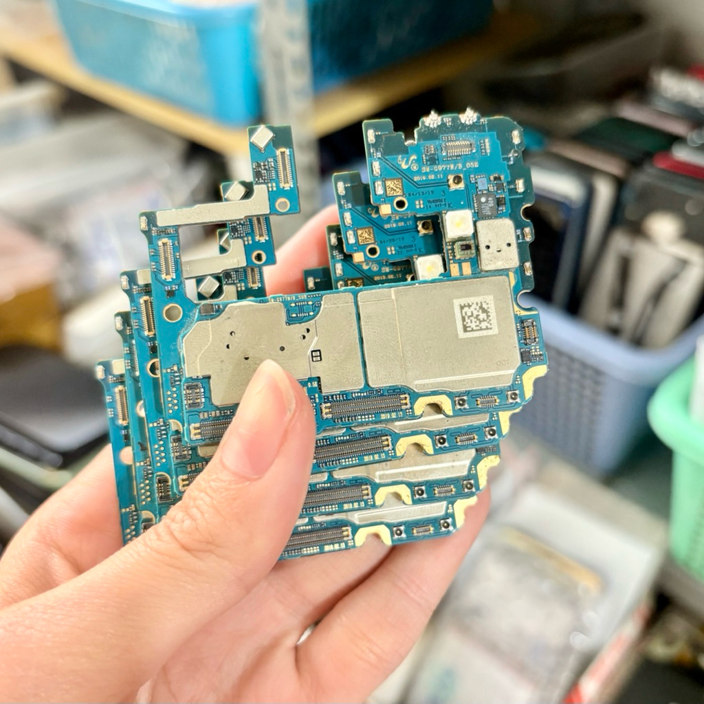 Main Samsung S10 ( 5G ) G977N/B Zin Full Chức Năng ( Sim , Sạc , Wifi,…) Hàng Cao Cấp