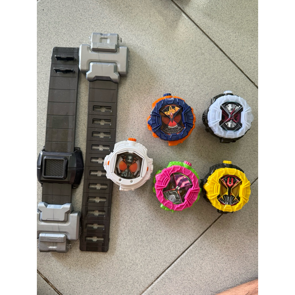 Ride Watch DX - Đồ chơi Kamen Rider Zio