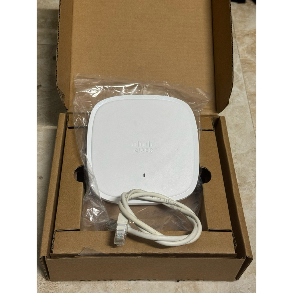 (Hàng cũ) Bộ phát wifi 6 Cisco C9105AXI-S Catalyst 9105AX