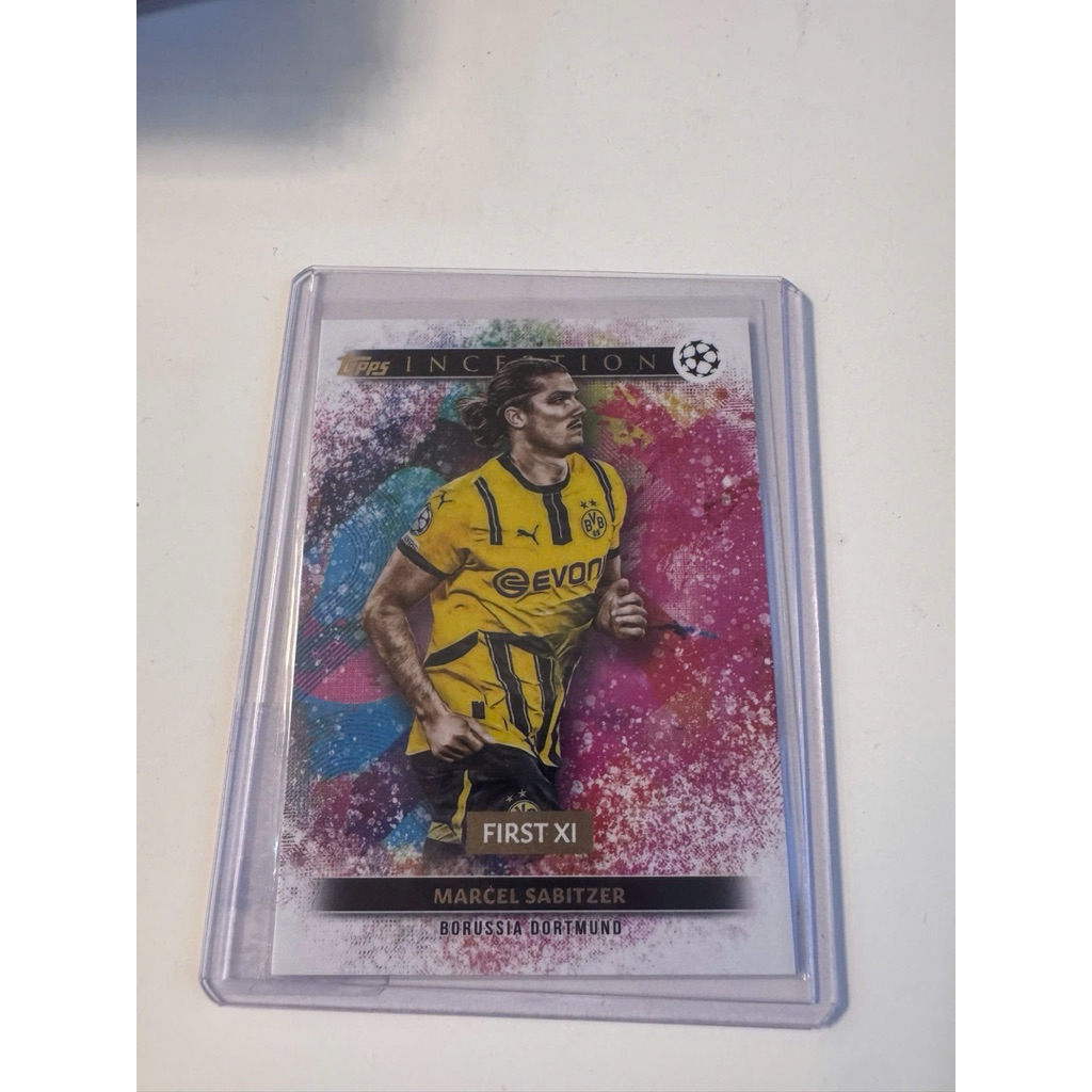 Thẻ bóng đá #N281 Marcel Sbaitzer Borussia Dortmund Topps Inception 2024/25