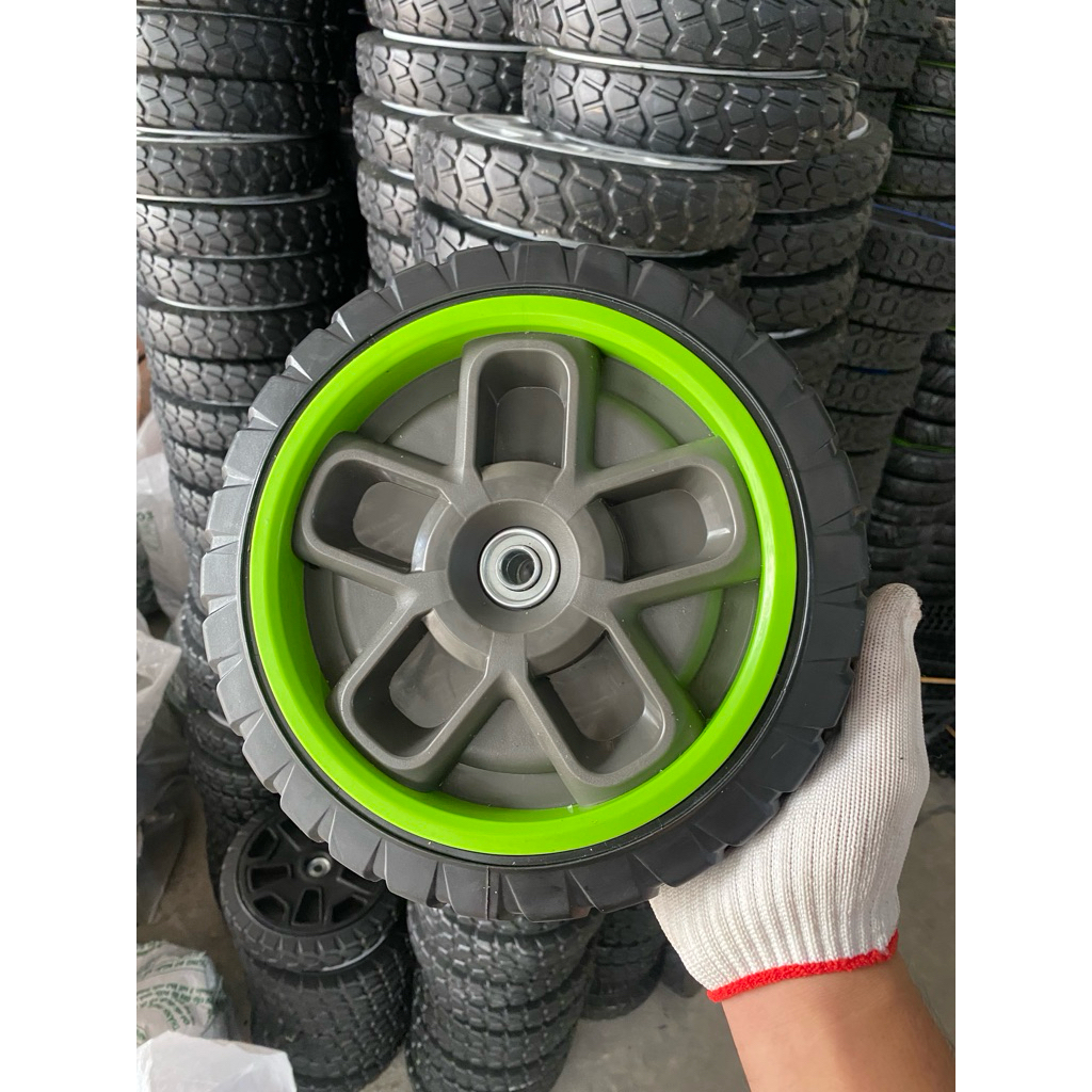 bánh xe lốp đúc 25cm trục 12mm