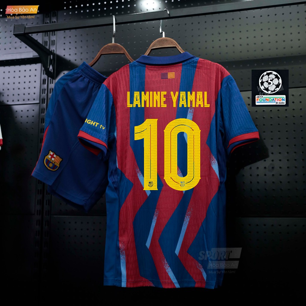 In theo yêu cầu - Bộ Quần Áo Bóng Đá CLB Barcelona 2025/2026 Mẫu Thứ 4- Vải Polyester Thái Gai Lưới 