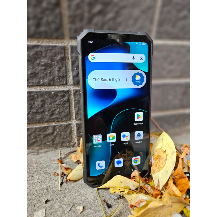 Blackview BV8800 - Chiếc điện thoại siêu bền, ngoại hình hầm hố, có đèn hồng ngoại hỗ trợ chụp đêm