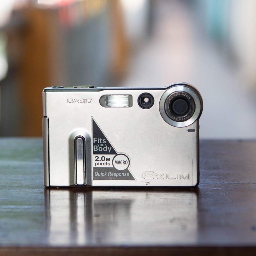 Casio Exilim EX-S20 [Digital|Compact]