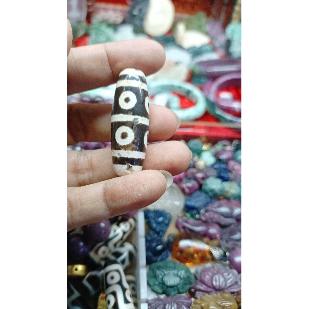 dzi 8 mắt cũ kỹ giá yêu thương.