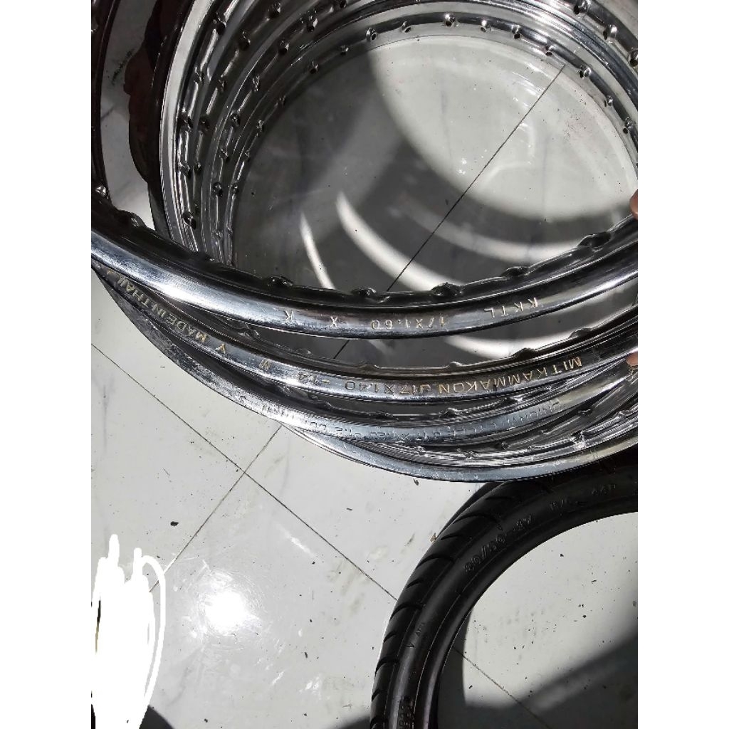 Niềng Vành 1.2×17 ,1.4×17 ,1.6×17 ( niềng củ tháo xe chính hãng) dành cho xe dream wave future.... c