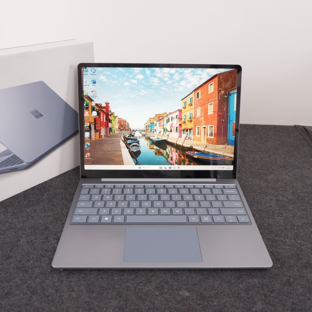 Surface Laptop Go 3 Ice Blue i5 1235U/8GB/256GB - HÀNG NHẬP MỸ ĐẸP 99% NHƯ MỚI