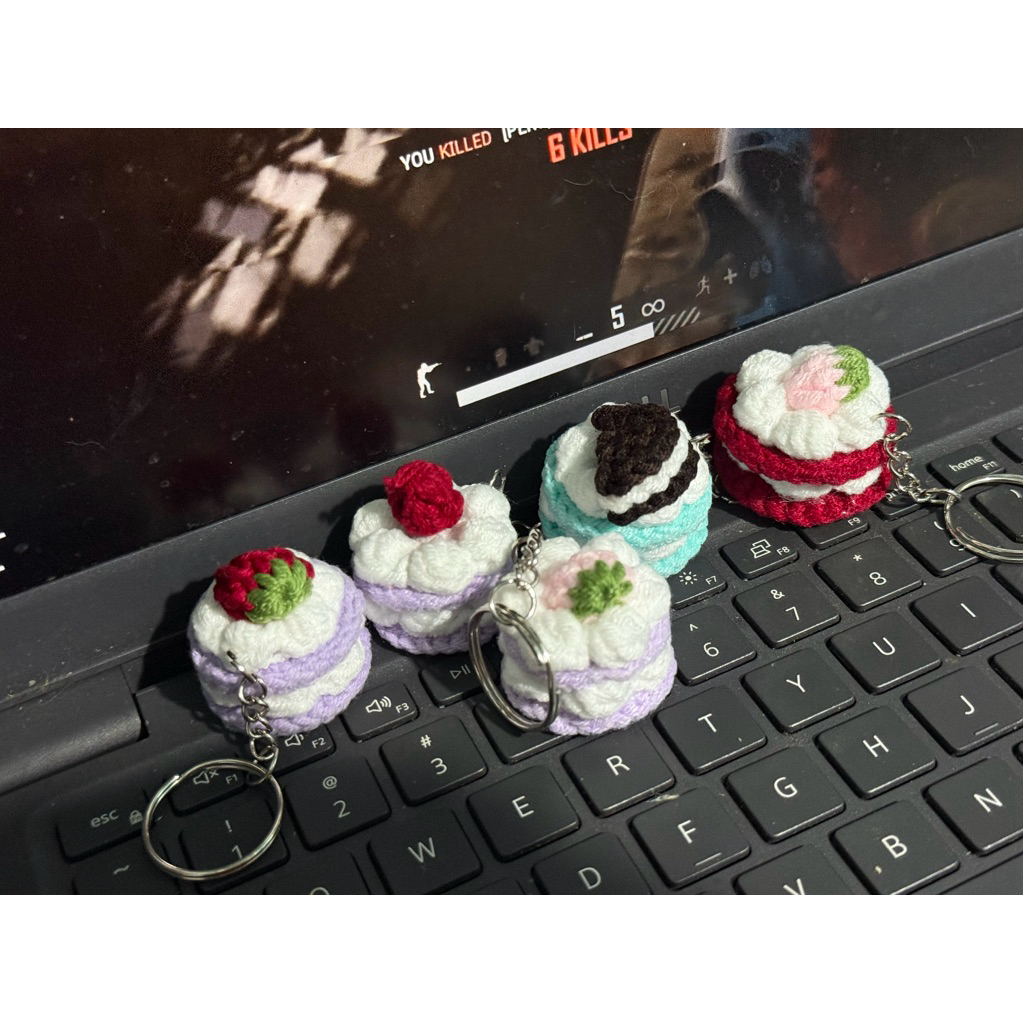 móc khoá len bánh kem mini siêu cute