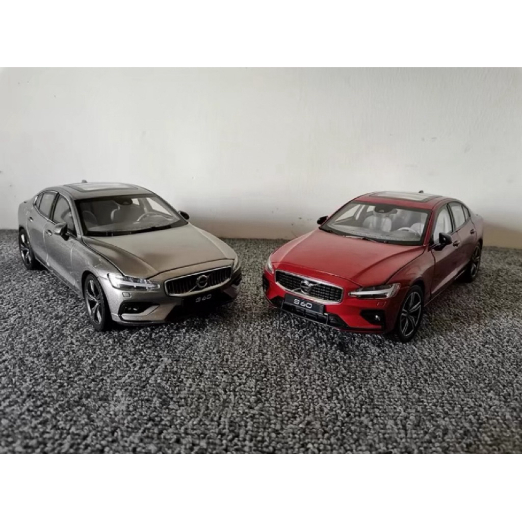 Mô hình xe Volvo S60 tỉ lệ 1:18 Paudi