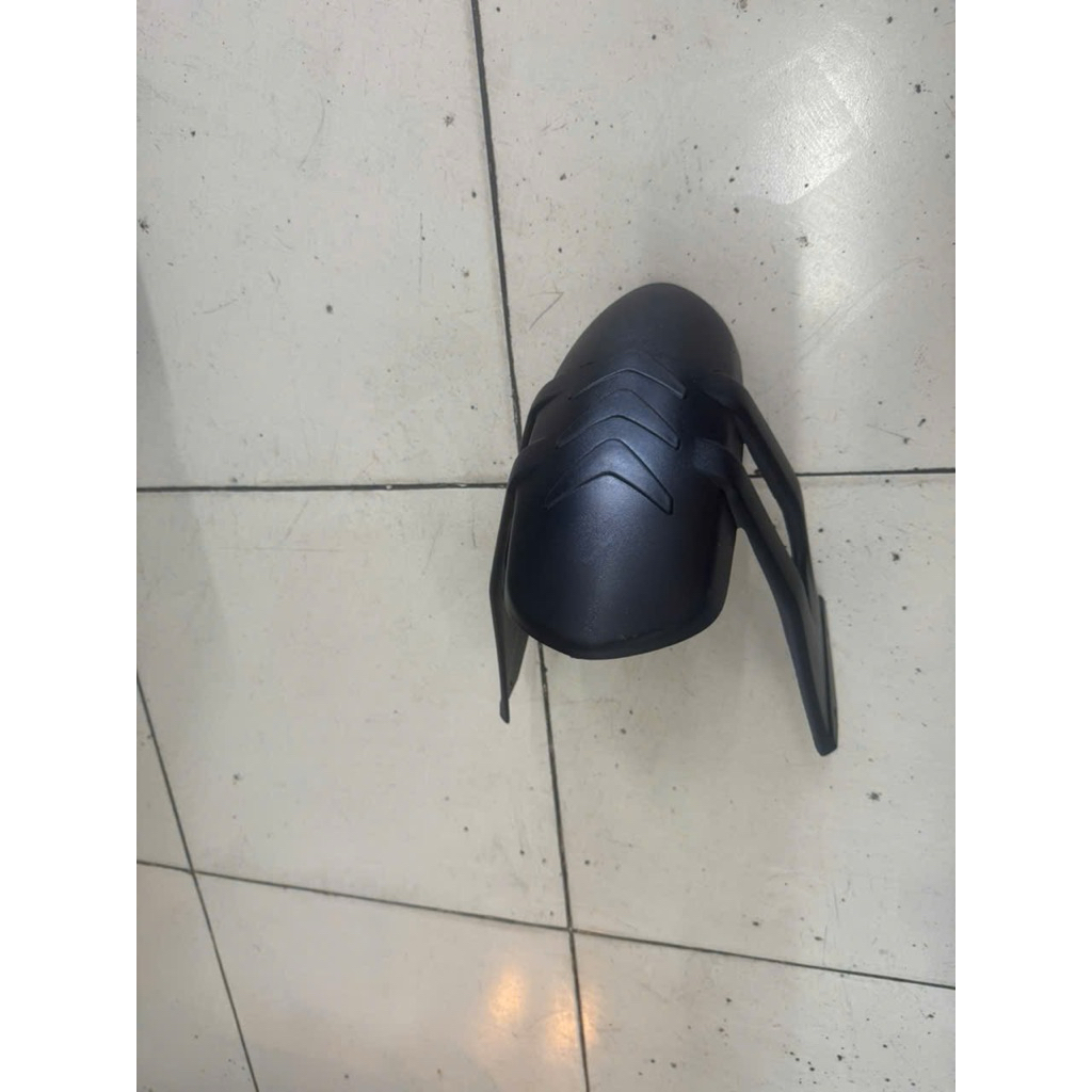 Nhựa đen ốp chắn bùn sau xe điện Pega P133, nhựa đen dè sau xe điên bò 133, nhựa đen trang trí dè sa
