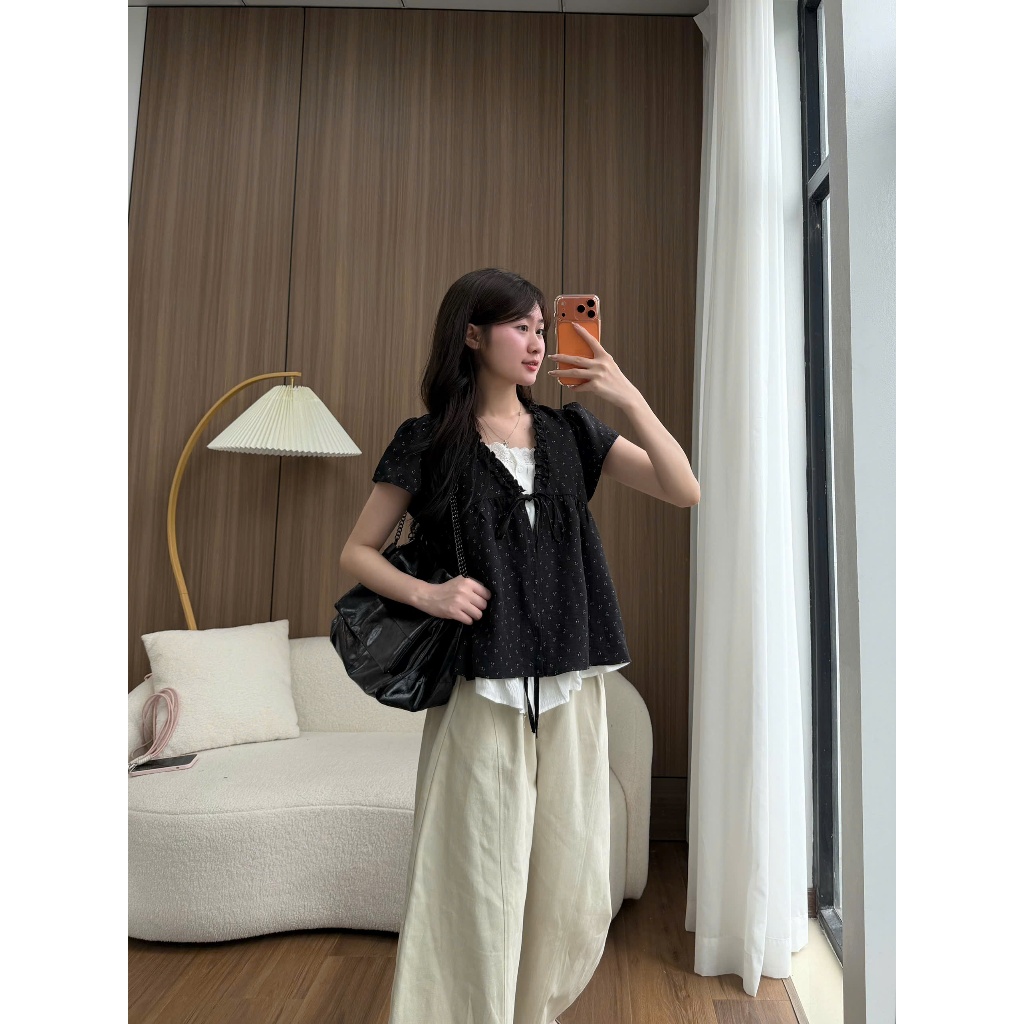 Áo Babydoll Viền Bèo Cộc Tay Hoa Nhí Nơ Ngực Phối Ren Boi Trắng A874 Su Chang Thời Trang Nữ | BigBuy360 - bigbuy360.vn
