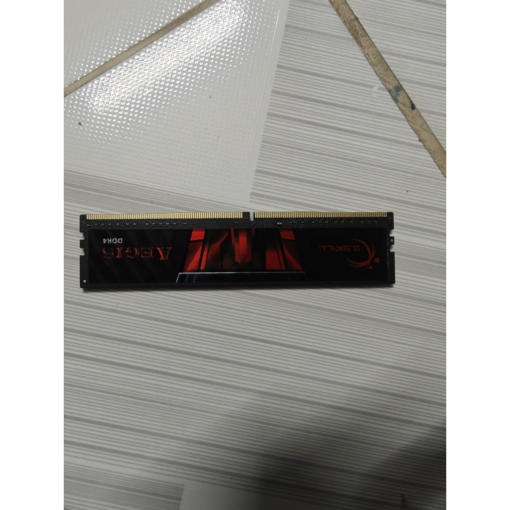 Ram gskill ddr4 8gb 3200 mới còn bh 2028