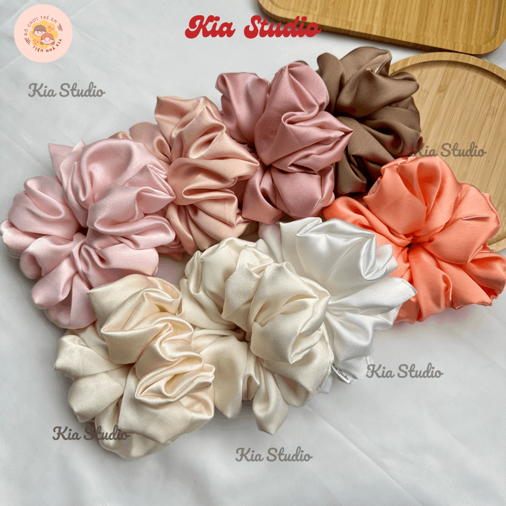 Scrunchies Cột Tóc Lụa Satin Hàng Loại 1 Buộc Tóc Búi Tóc Hoa To Sang Trọng - Kia Studio