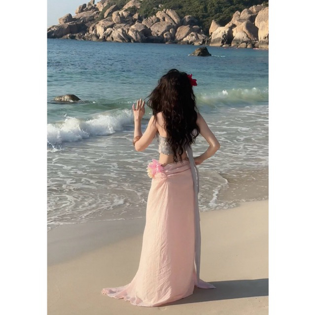 EDA - SET Bikini Đi Biển Áo Croptop Cao Cấp Phối Chân Váy Dài Cao Cấp Đính Hoa Phụ Kiện Xanh Hồng EDA Boutique | BigBuy360 - bigbuy360.vn