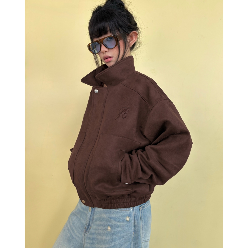 Áo khoác da lộn form boxy thêu logo 3D Aiai Faux Suede Jacket | AIAI Official