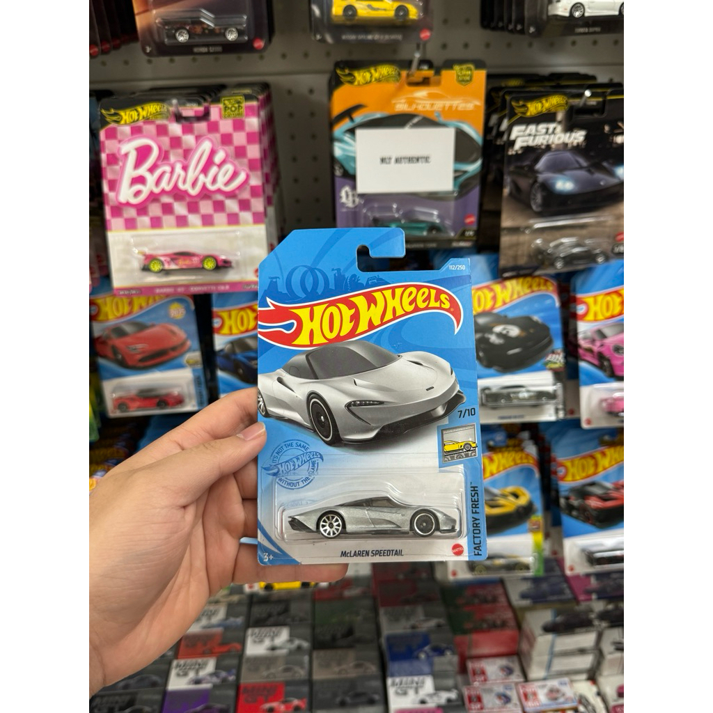 Xe Hot Wheels MCLAREN SPEEDTAIL Xám