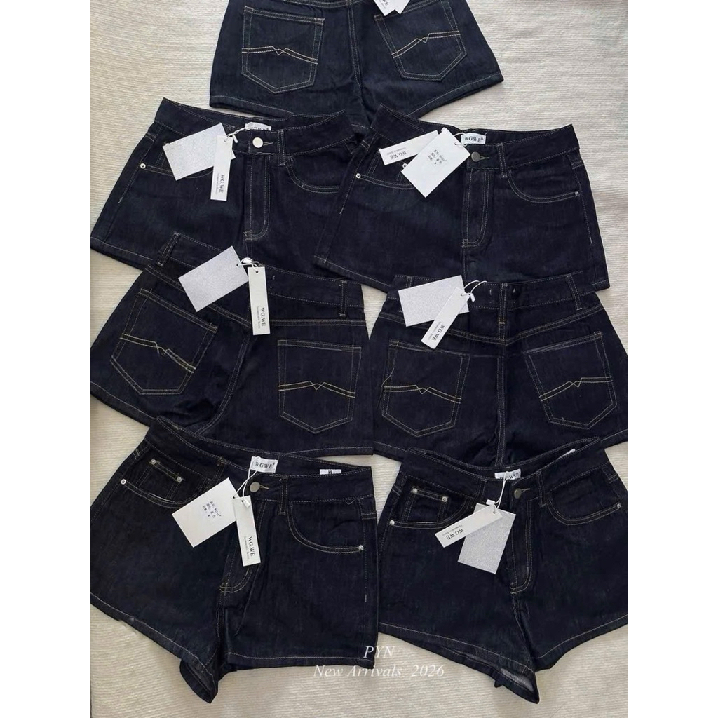 Quần Short Nữ Lưng Cao dáng Rộng màu Xanh Đậm Quần Đùi Nữ chất liệu Denim mềm Chỉ Nổi Basic | BigBuy360 - bigbuy360.vn