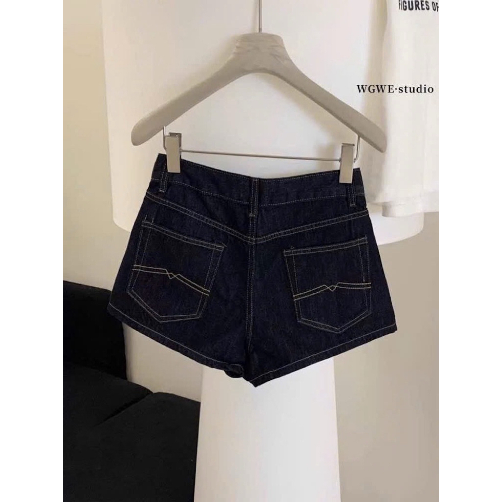 Quần Short Nữ Lưng Cao dáng Rộng màu Xanh Đậm Quần Đùi Nữ chất liệu Denim mềm Chỉ Nổi Basic | BigBuy360 - bigbuy360.vn