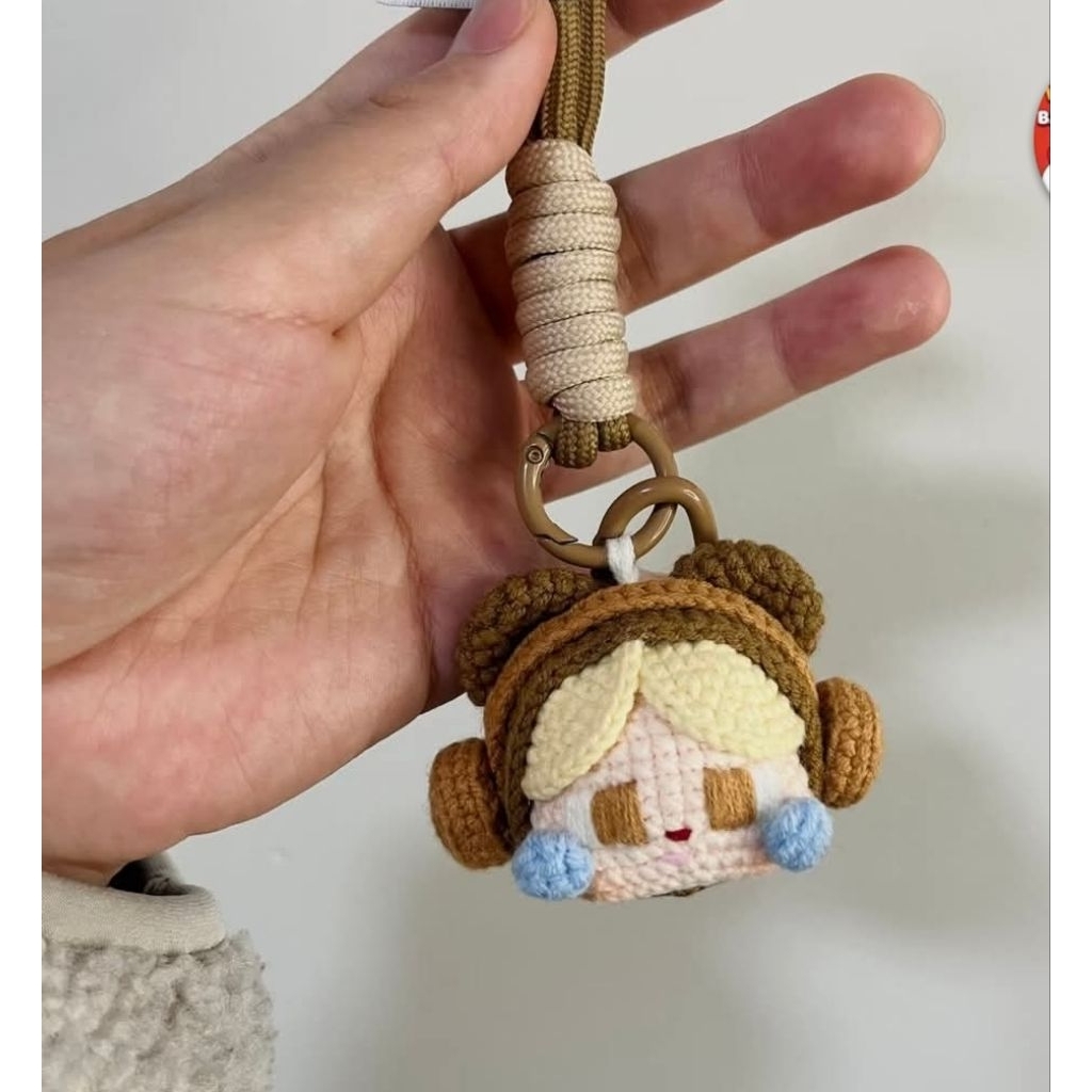 Móc khoá crybaby
