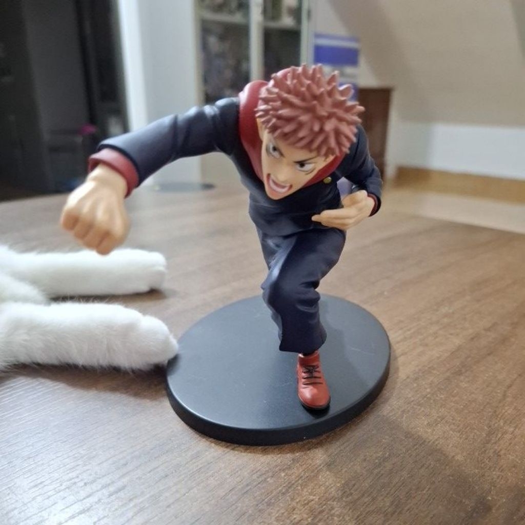 Mô hình Banpresto Jujutsu Kaisen Yuji Itadori Figure