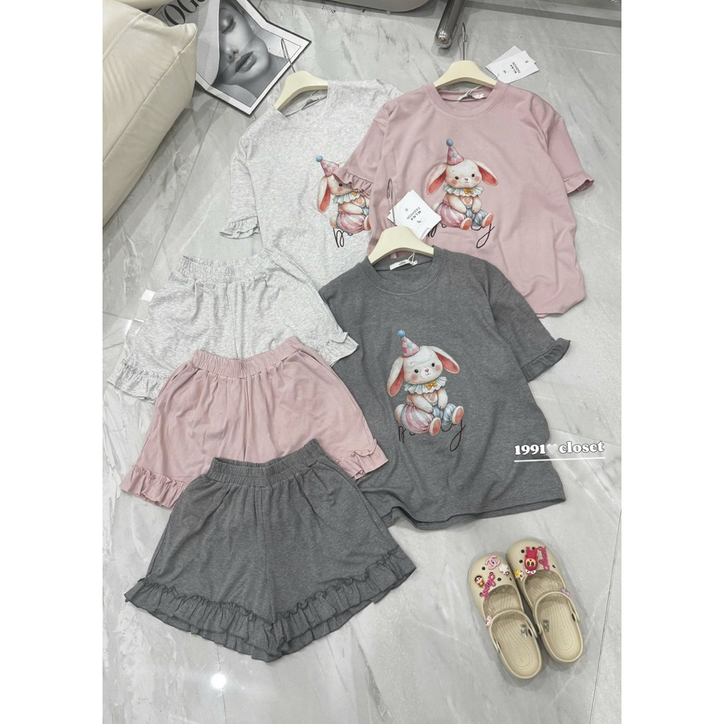 Set Áo Thun Cotton In Hình Thỏ Kèm Quần Viền Bèo HT • Melanie Boutique