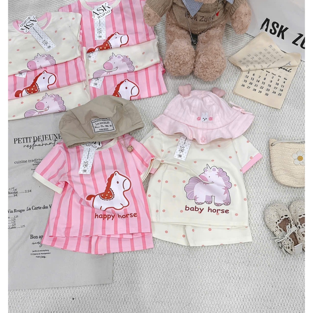 Sét Bộ đồ bé gái Happy Horse / Baby Horse mùa hè dễ thương (Áo thun + Quần short) Chất Liệu Cotton M
