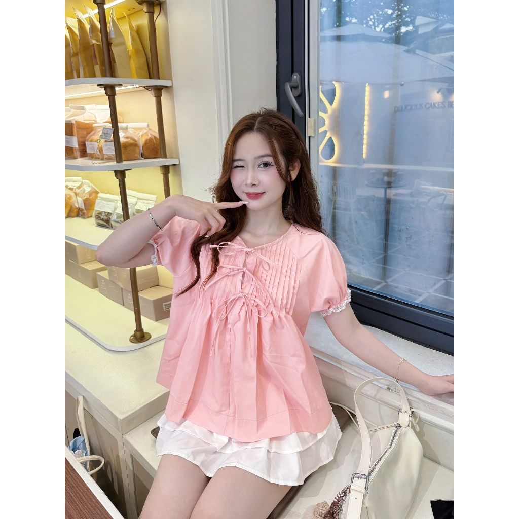 Áo kiểu nữ, áo babydoll xếp ly ngực buộc dây nơ tay bồng viền ren dễ thương (kèm quà tặng) AOT117 | BigBuy360 - bigbuy360.vn