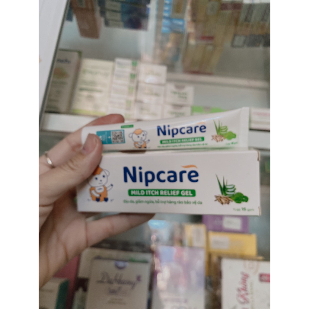 Gel bôi giảm viêm ngứa Nipcare 15 g