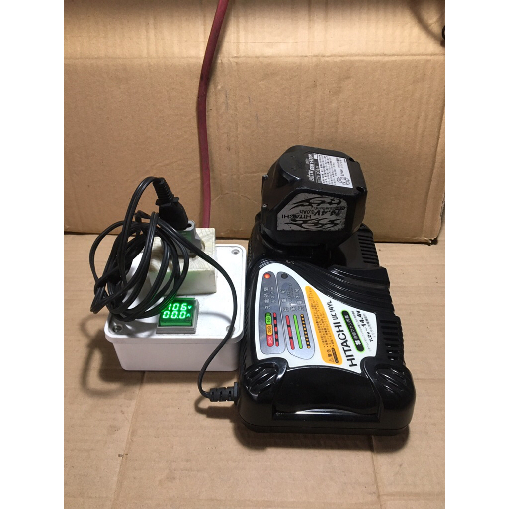 Sạc Hitachi UC 14YL.Sạc Hitachi 7.2V-14.4V-8.5A.Sạc pin lion và Niken pin trọt . Điện 100V. Sạc Hita