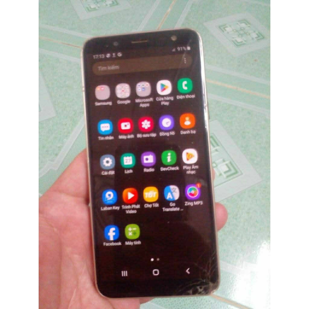 samsung j6 2018 3/32 , android 10 cài đc đủ app, màn oled tiết kiệm pin