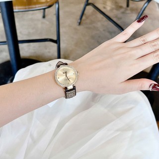 Đồng Hồ Nữ Dây Da Nâu Be Mặt Vàng Viền Đá Size 34mm - Quartz Japan