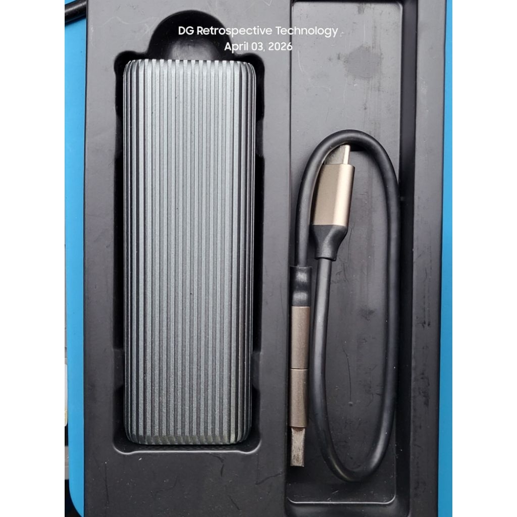 Orico box kèm ổ cứng SSD 128gb Kioxia (Toshiba memory)