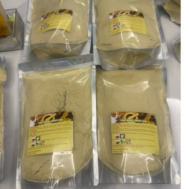 Bột tắm trắng 24 vị thuốc bắc hanmade gói 1kg