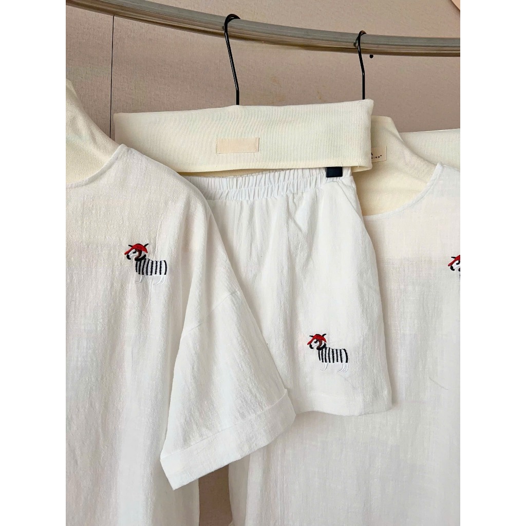 Set bộ nữ Oliver vải thô đũi thêu ngựa trẻ trung năng động, Bộ đồ nữ áo cộc tay kèm quần short cạp chun thời trang HEBE | BigBuy360 - bigbuy360.vn