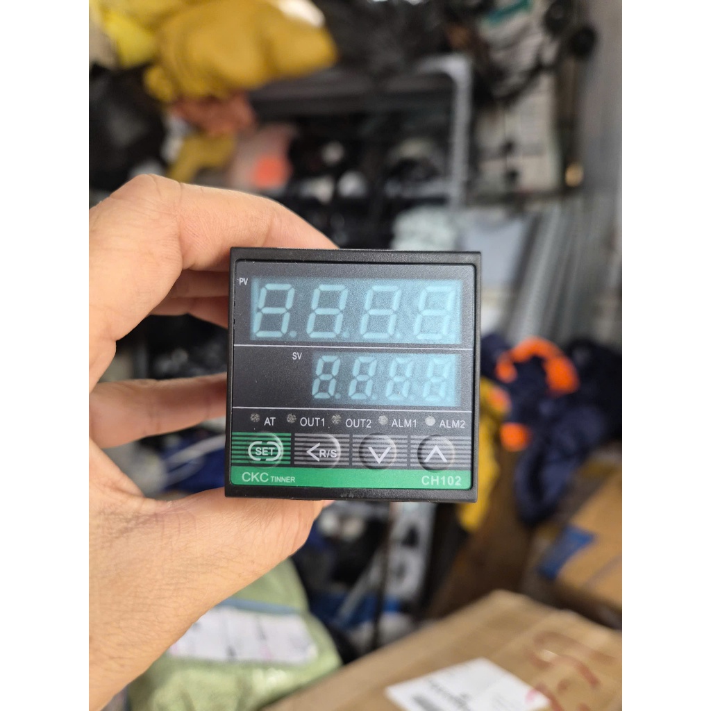 Bộ điều khiển nhiệt độ CH102