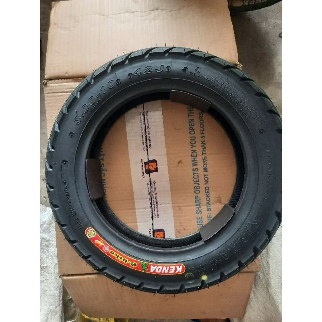 Lốp xe điện không săm 3.00-10 KENDA chính hãng