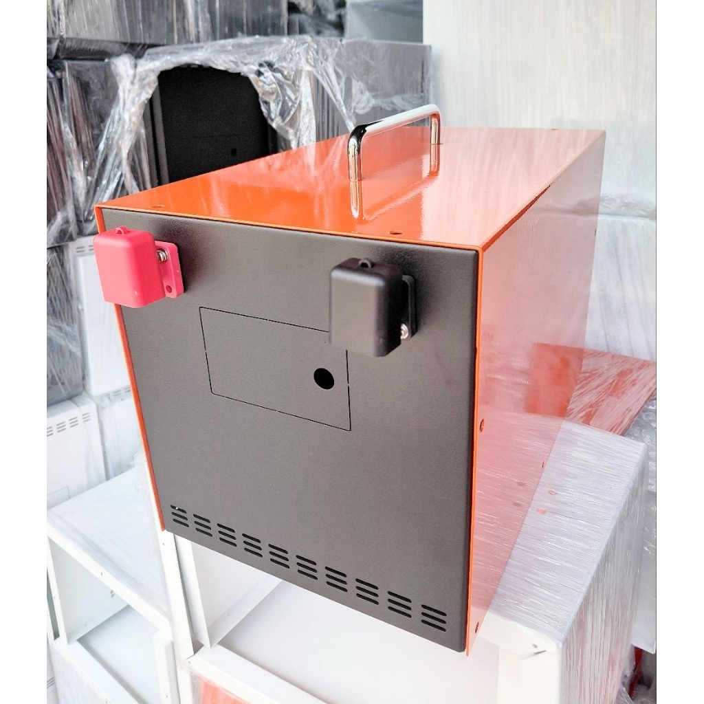 Vỏ thùng CNC đựng Pin Lithium 12.8v 280Ah/314Ah Lifepo4 (cắt chờ lỗ màn 3.2in)
