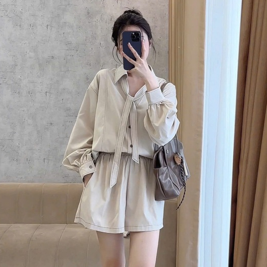 Set Đồ Nữ Áo Sơ Mi S789 Thô Mềm Chỉ Nổi Kèm Quần Sooc & Đai MoLie Fashion