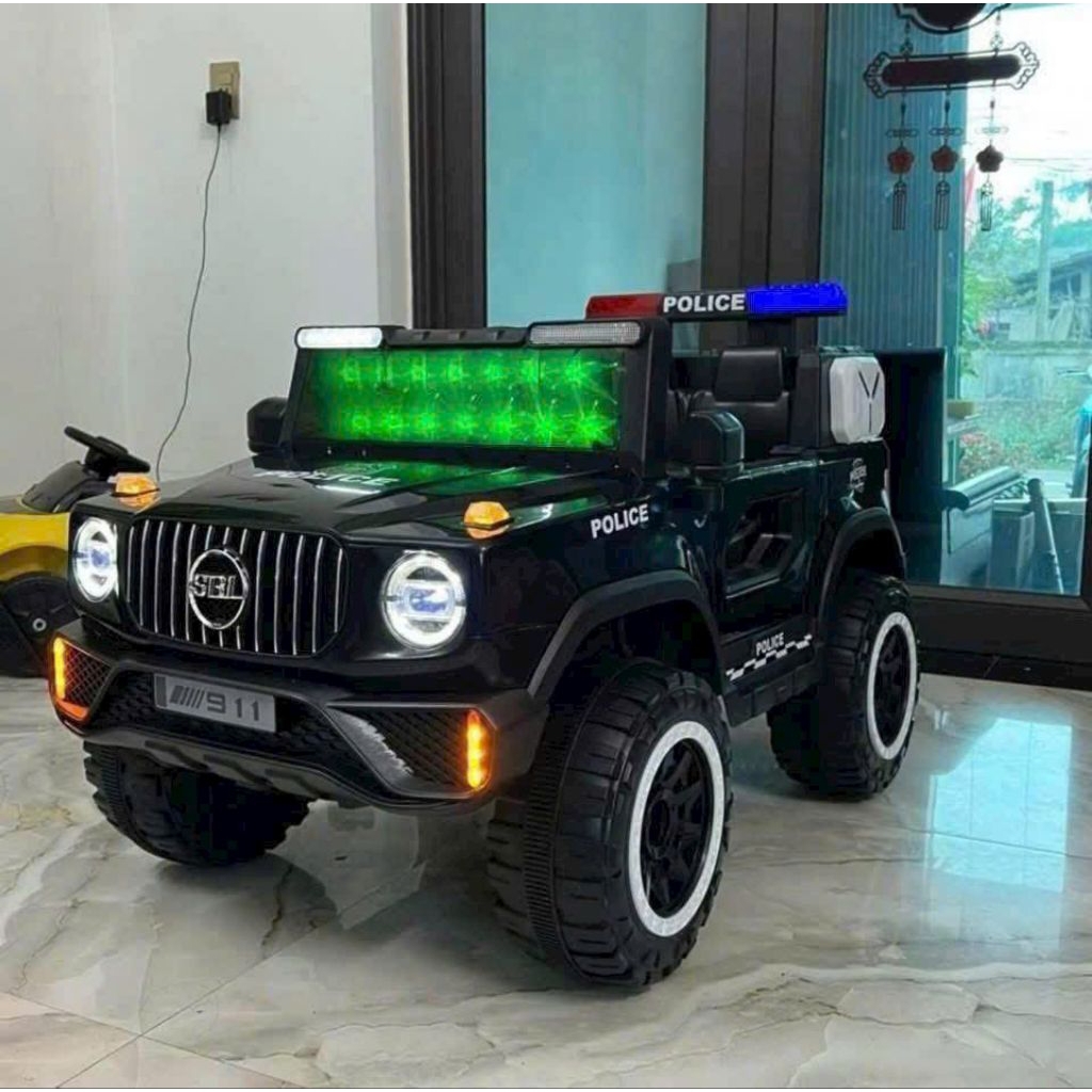Xe ô tô địa hình 918 siêu khoẻ