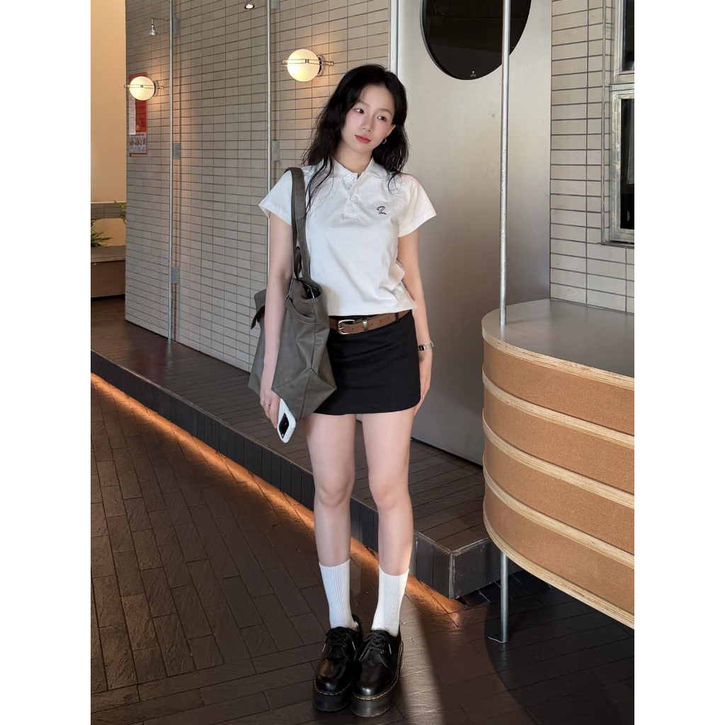 Áo POLO BABYTEE Local Brand Lavi Studio / Logo Thêu Đứng Form Hách Dáng Ôm Body | BigBuy360 - bigbuy360.vn