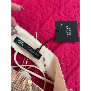 Đầm hiệu Zara