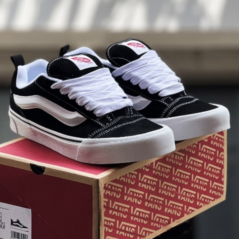 Giày sneaker vans knu skool cổ thấp phối màu đen trắng phong cách basic, đế cao su êm nhẹ unisex ful