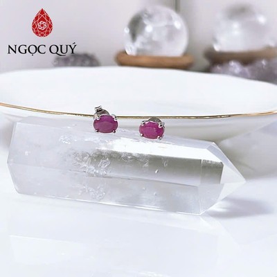 Bông tai ruby hình oval khung S925 - Ngọc Quý