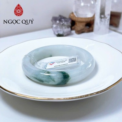 Vòng cẩm thạch A - Vòng phỉ thúy type A hoa bay chất nếp mịn - nếp hóa ni 54 - 56 mm (Kèm kđ) LM81 - Ngọc Quý