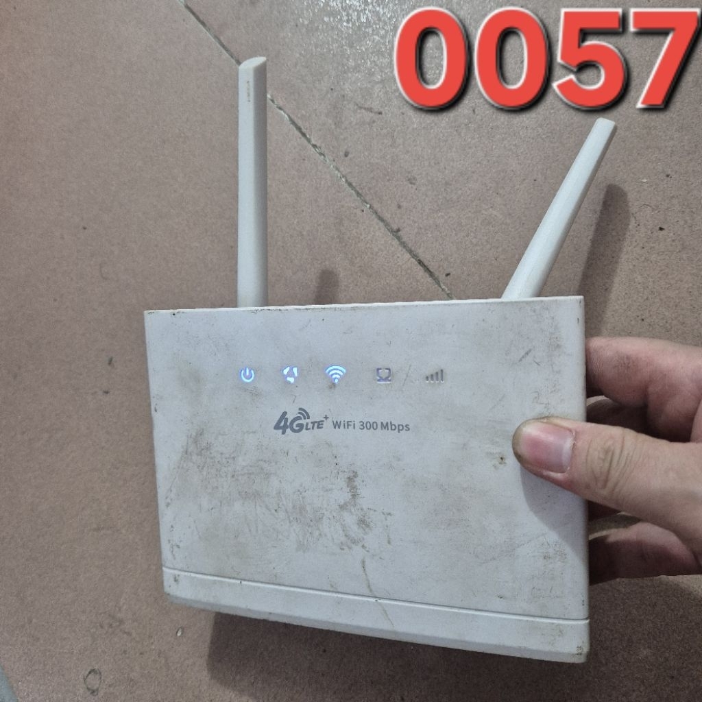 bộ phát wifi 4g cũ qua sử dụng kèm nguồn 12v