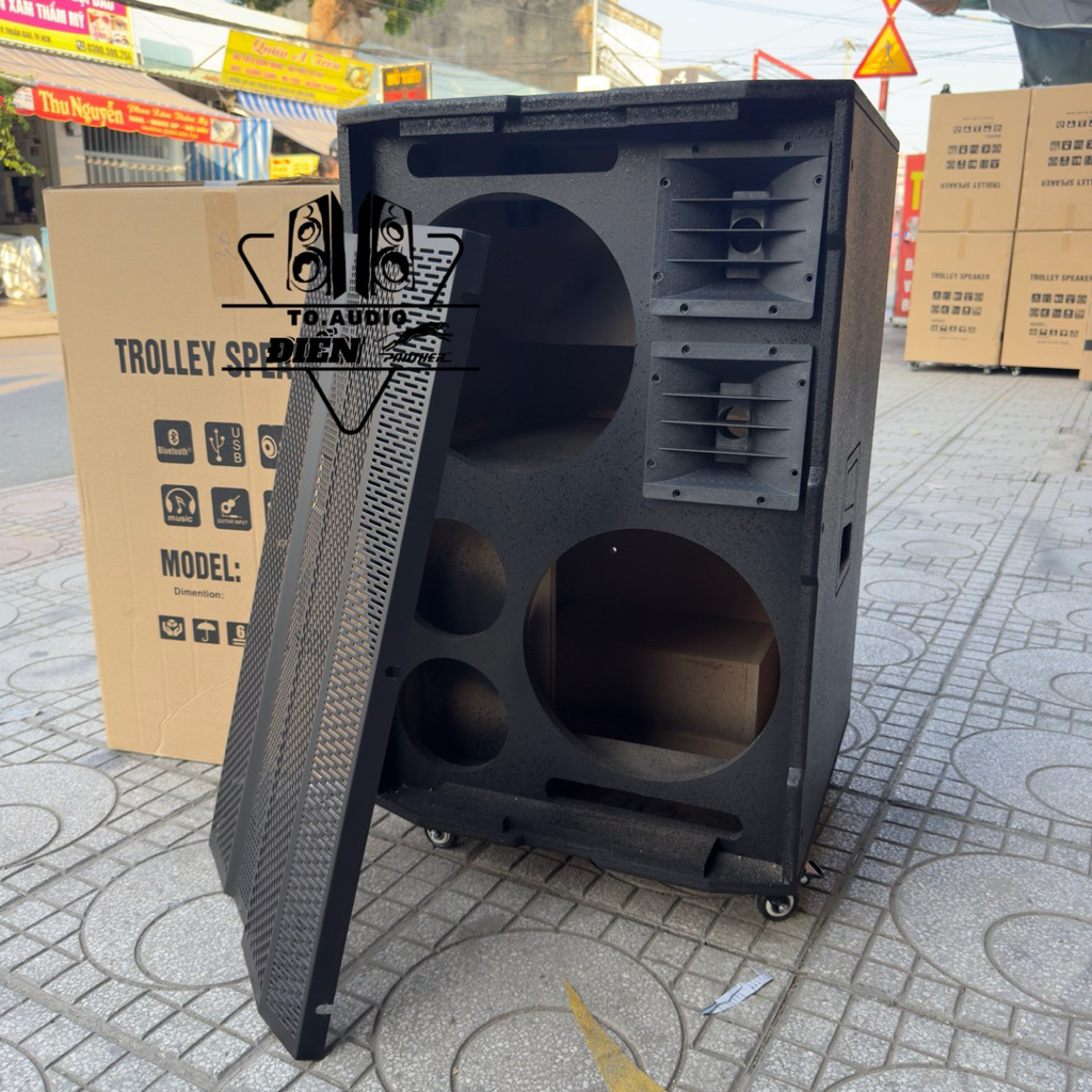 Vỏ Thùng loa kéo 30 Đôi (họng treble aray 2 bass 30cm/  2mid 16cm/ 2treble)