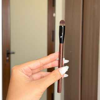 Cọ môi tròn cán gỗ bảng nâng cấp NV17