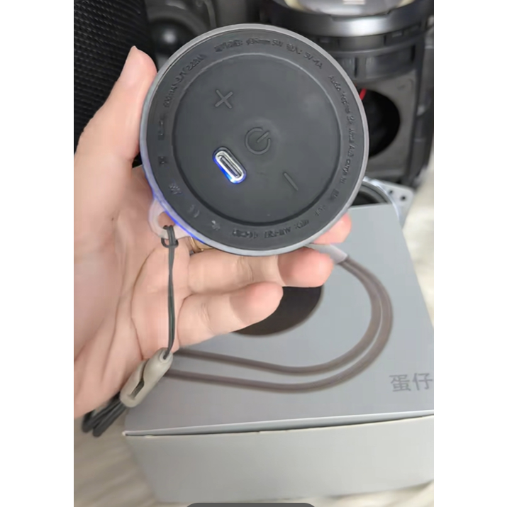 Thanh Lý Loa Bluetooth Mini Auii Egg, Bass Mạnh,Bluetooth 5.3,Pin 600mah | BigBuy360 - bigbuy360.vn